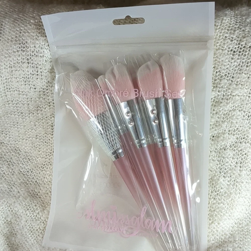 Slmissglam Beauty Pink-Ombre Brush, Eight (8) Brush Set